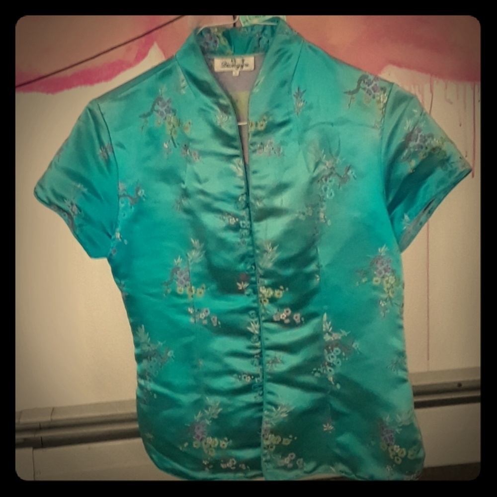 Oriental top